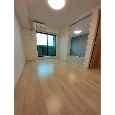リバーサイド　百笑　Ⅲ 203【管理NO：1-027555801-02030】 ★家具家電は申し込み後に搬入します★の物件写真2