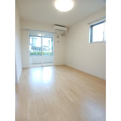 アルモニー　Ⅱ 101【管理NO：1-024865802-01010】 ★家具家電は申し込み後に搬入します★の物件写真2