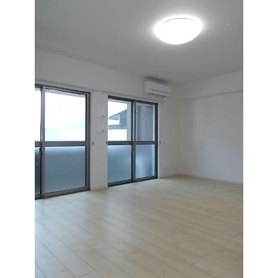 ラ・ペジーブル新町 102【管理NO：1-020013301-01020】 ★家具家電は申し込み後に搬入します★ ★2026年09月中旬入居可能★の物件写真2