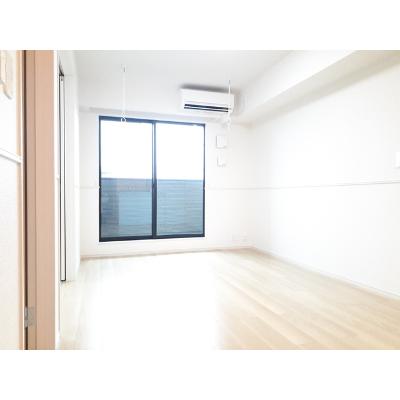 モント　ブレチア 204【管理NO：1-027385501-02040】 ★家具家電は申し込み後に搬入します★の物件写真2
