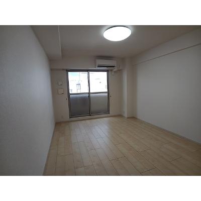 ノーサイド立葉 705【管理NO：1-021101701-07040】 ★家具家電は申し込み後に搬入します★の物件写真2