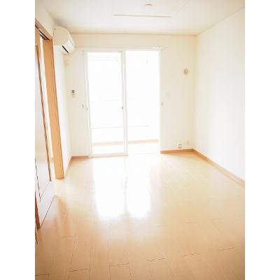 ルーチェボヌール 202【管理NO：1-014871501-02020】 ★家具家電は申し込み後に搬入します★ ★2026年09月中旬入居可能★の物件写真2