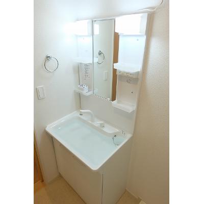 プルメリア 201【管理NO：1-021682701-02010】 ★家具家電は申し込み後に搬入します★の物件写真6