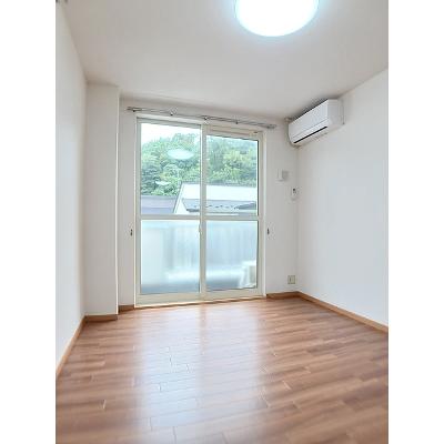 ジェルメ浅岸 201【管理NO：1-012310201-02010】 ★家具家電は申し込み後に搬入します★の物件写真2
