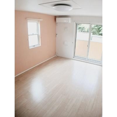 カルムⅢ 101【管理NO：1-021364101-01010】 ★家具家電は申し込み後に搬入します★の物件写真2