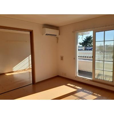 グレースぐみの木 201【管理NO：1-014721601-02010】 ★家具家電は申し込み後に搬入します★の物件写真2