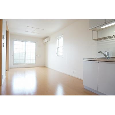クレメント　ブリッサⅠ 201【管理NO：1-017504801-02010】 ★家具家電は申し込み後に搬入します★ ★2026年09月中旬入居可能★の物件写真2