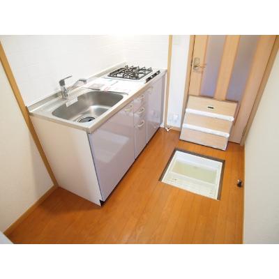 ラーバン　リッシェル 105【管理NO：1-012368401-01050】 ★家具家電は申し込み後に搬入します★ ★2026年09月中旬入居可能★の物件写真3