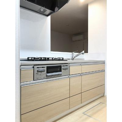 メゾンシャルムⅠ 102【管理NO：1-024538601-01020】 ★家具家電は申し込み後に搬入します★ ★2026年09月中旬入居可能★の物件写真3