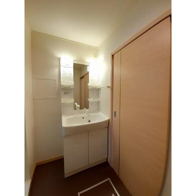 ＯＷＬ（アウル）－Ⅰ 201【管理NO：1-015892201-02010】 ★家具家電は申し込み後に搬入します★の物件写真6