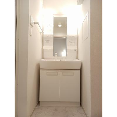 エクセル 201【管理NO：1-017152401-02010】 ★家具家電は申し込み後に搬入します★ ★2026年09月中旬入居可能★の物件写真6