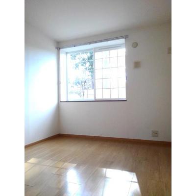 ＦＯＲＥＳＴ　ＨＩＬＬＳ 102【管理NO：1-011772501-01020】 ★家具家電は申し込み後に搬入します★ ★2026年09月中旬入居可能★の物件写真2