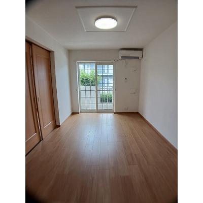 フレイムＫ 102【管理NO：1-013930401-01020】 ★家具家電は申し込み後に搬入します★ ★2026年09月中旬入居可能★の物件写真2