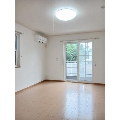 ベルコート 101【管理NO：1-014562401-01010】 ★家具家電は申し込み後に搬入します★ ★2026年10月中旬入居可能★の物件写真2