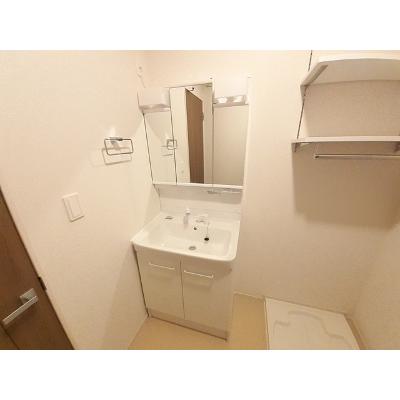 バンブー　ニン　Ａ 202【管理NO：1-026976501-02020】 ★家具家電は申し込み後に搬入します★ ★2026年10月中旬入居可能★の物件写真6
