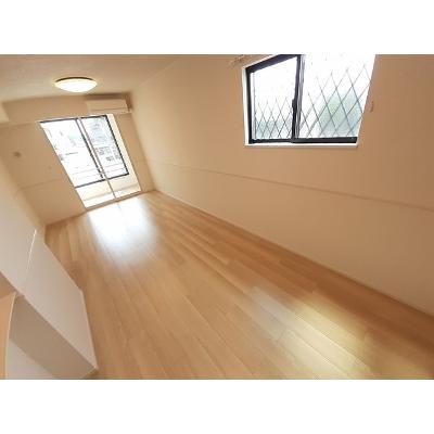バンブー　ニン　Ａ 101【管理NO：1-026976501-01010】 ★家具家電は申し込み後に搬入します★ ★2026年10月中旬入居可能★の物件写真2
