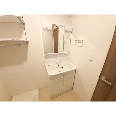 バンブー　ニン　Ａ 101【管理NO：1-026976501-01010】 ★家具家電は申し込み後に搬入します★ ★2026年10月中旬入居可能★の物件写真6