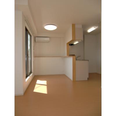 ヒールド・リヴⅠ 202【管理NO：1-020184301-02020】 ★家具家電は申し込み後に搬入します★の物件写真2