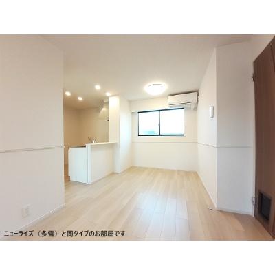 パイオニア　伏 101【管理NO：1-028683101-01010】 ★家具家電は申し込み後に搬入します★ ★2026年12月下旬入居可能★の物件写真2