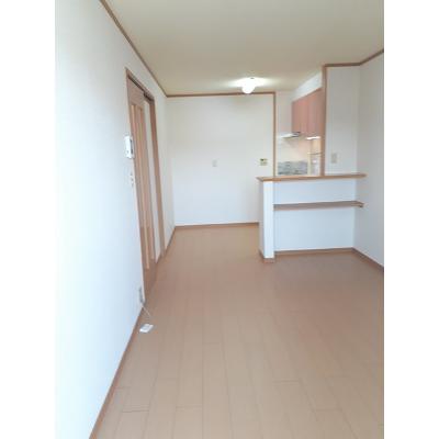 ポルトラーノⅢ 203【管理NO：1-012568102-02030】 ★家具家電は申し込み後に搬入します★の物件写真2