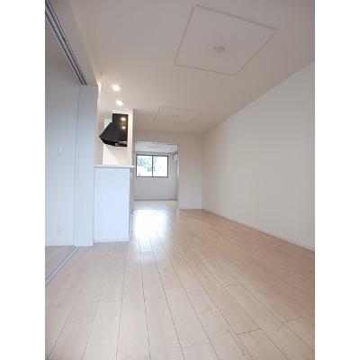 モルゲンロートⅡ 202【管理NO：1-022920602-02020】 ★家具家電は申し込み後に搬入します★ ★2026年09月中旬入居可能★の物件写真2