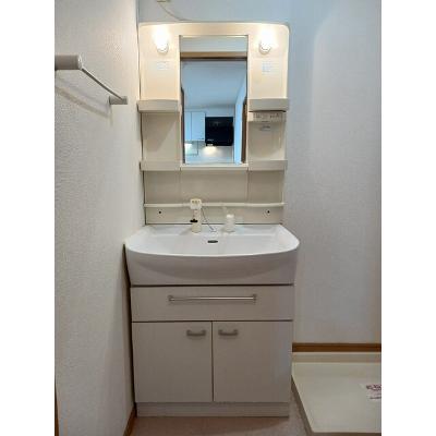 メイクロード 105【管理NO：1-014609401-01040】 ★家具家電は申し込み後に搬入します★の物件写真6