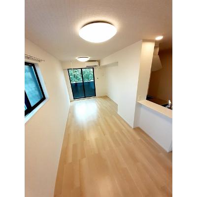 梅芳館 104【管理NO：1-027000601-01040】 ★家具家電は申し込み後に搬入します★の物件写真2
