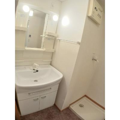 エピナール　ララＢ 201【管理NO：1-014113202-02010】 ★家具家電は申し込み後に搬入します★ ★2026年09月中旬入居可能★の物件写真6