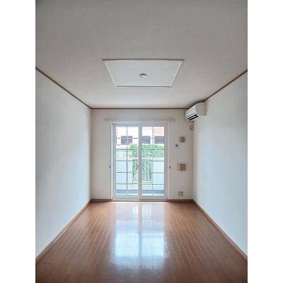 トゥー・ル・モンドＡ 102【管理NO：1-013408601-01020】 ★家具家電は申し込み後に搬入します★の物件写真2