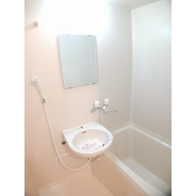 エルディムルナＢ 204【管理NO：1-003563501-02040】 ★家具家電は申し込み後に搬入します★ ★2026年09月下旬入居可能★の物件写真4