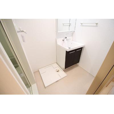 グレンドーラ 201【管理NO：1-019413101-02010】 ★家具家電は申し込み後に搬入します★ ★2026年08月中旬入居可能★の物件写真6