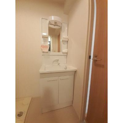 ラ　フローラ 101【管理NO：1-014439901-01010】 ★家具家電は申し込み後に搬入します★ ★2026年09月中旬入居可能★の物件写真6