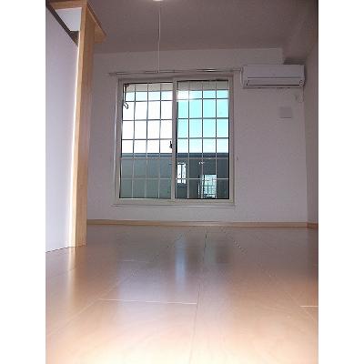 エンブレイス　Ｂ 201【管理NO：1-015791202-02010】 ★家具家電は申し込み後に搬入します★ ★2026年09月中旬入居可能★の物件写真2