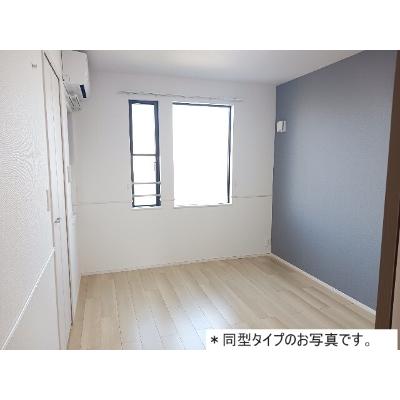 レントンハウス 301【管理NO：1-028579301-03010】 ★家具家電は申し込み後に搬入します★ ★2026年10月上旬入居可能★の物件写真2