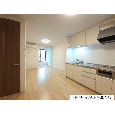 カーサみやびⅩ 101【管理NO：1-028320603-01010】 ★家具家電は申し込み後に搬入します★ ★2026年10月上旬入居可能★の物件写真2