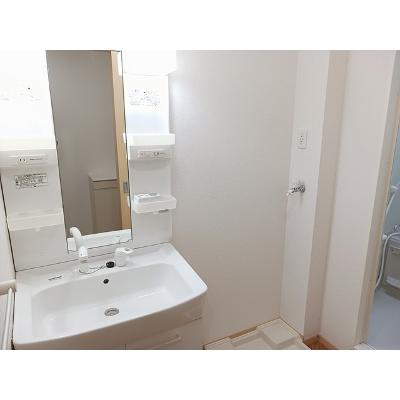 モンブラン 104【管理NO：1-015552201-01040】 ★家具家電は申し込み後に搬入します★ ★2026年08月下旬入居可能★の物件写真6