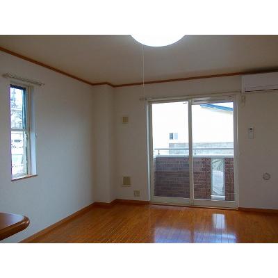 フォンターナ 101【管理NO：1-012587601-01010】 ★家具家電は申し込み後に搬入します★ ★2026年09月上旬入居可能★の物件写真2