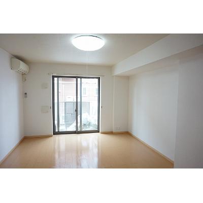 プランドール 103【管理NO：1-018231101-01030】 ★家具家電は申し込み後に搬入します★ ★2026年11月中旬入居可能★の物件写真2