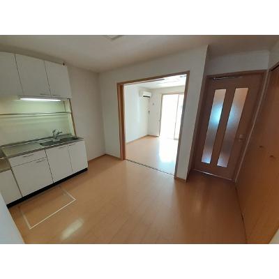 エアリー　フィールドⅡ 102【管理NO：1-015078501-01020】 ★家具家電は申し込み後に搬入します★ ★2026年10月中旬入居可能★の物件写真2