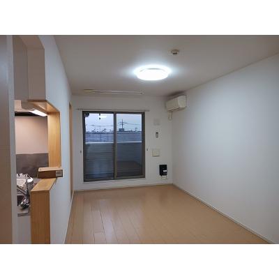 ヴィラ・ロイヤルⅡ 302【管理NO：1-018418302-03020】 ★家具家電は申し込み後に搬入します★ ★2026年09月下旬入居可能★の物件写真2