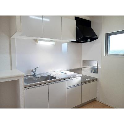 コンフォート夕顔 201【管理NO：1-022891401-02010】 ★家具家電は申し込み後に搬入します★の物件写真3