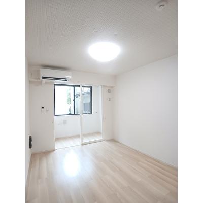 メゾンド　エクセル 102【管理NO：1-026852101-01020】 ★家具家電は申し込み後に搬入します★の物件写真2