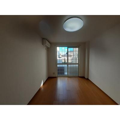 ウエスト・ピーク 102【管理NO：1-009374601-01020】 ★家具家電は申し込み後に搬入します★ ★2026年09月中旬入居可能★の物件写真2