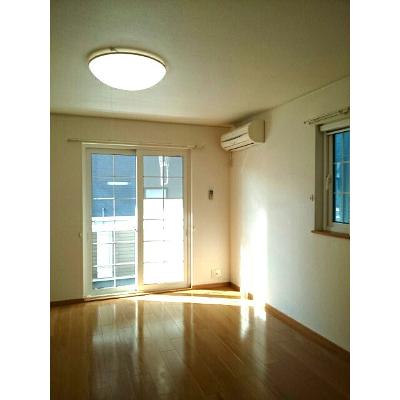ウエスト．ウィング 102【管理NO：1-013457901-01020】 ★家具家電は申し込み後に搬入します★ ★2026年09月下旬入居可能★の物件写真2