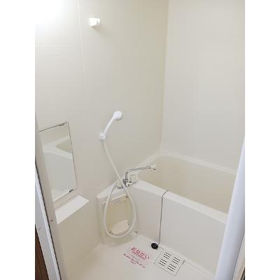 ブィオラヒルズ 403【管理NO：1-010329701-04030】 ★家具家電は申し込み後に搬入します★の物件写真4