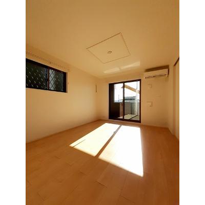 リオコリーナＢ 102【管理NO：1-022655801-01020】 ★家具家電は申し込み後に搬入します★の物件写真2