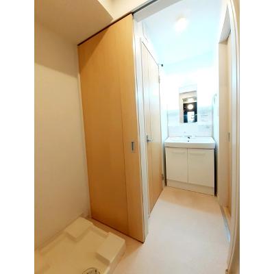 オーシャンフロント新富士 102【管理NO：1-021924501-01020】 ★家具家電は申し込み後に搬入します★ ★2026年09月下旬入居可能★の物件写真6