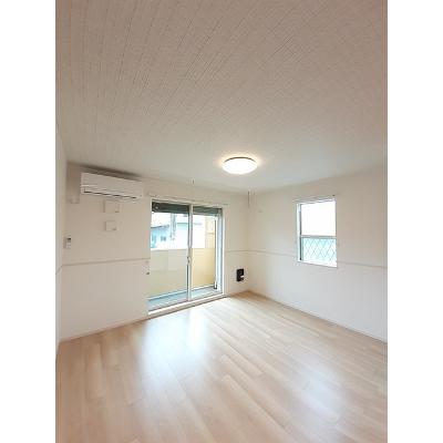 マ　カシェット 101【管理NO：1-027409801-01010】 ★家具家電は申し込み後に搬入します★ ★2026年08月下旬入居可能★の物件写真2