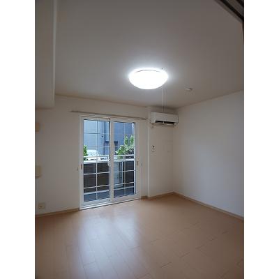 サンパティーク 102【管理NO：1-015824101-01020】 ★家具家電は申し込み後に搬入します★ ★2026年09月下旬入居可能★の物件写真2