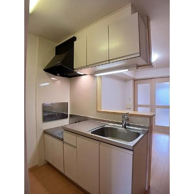 サンパティーク 102【管理NO：1-015824101-01020】 ★家具家電は申し込み後に搬入します★ ★2026年09月下旬入居可能★の物件写真3